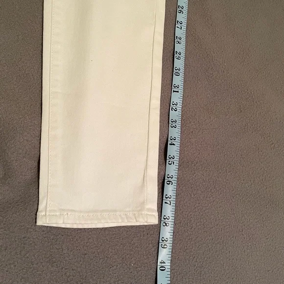 Old Navy Rockstar Mid-Rise White Distressed Skinny Jeans Size 12 - Picture 12 of 12